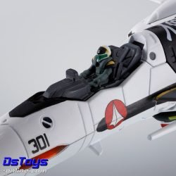 HI-METAL R VF-0S PHOENIX (Roy Focker Use) + QF-2200D-B GHOST Macross Zero